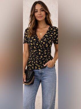 Boden T0939 BLA Floral Wrap V-Neck Top